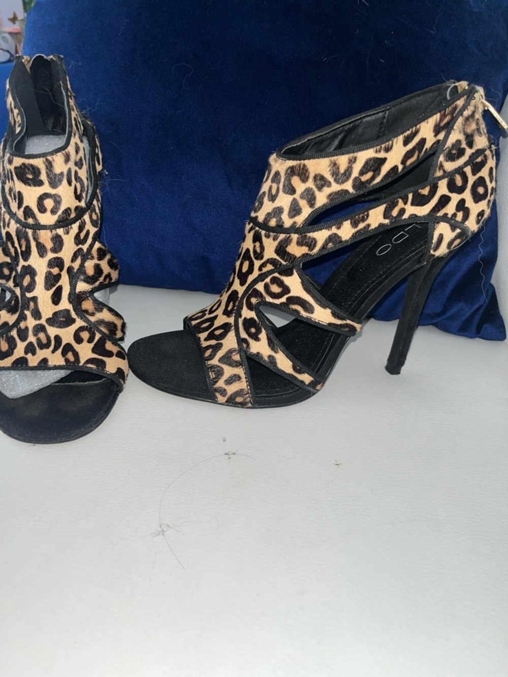 Aldo Brown real leather and Black Stiletto Heels with Cut-Out Design - Picture 7 of 7